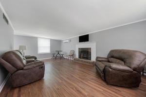 Modern Comfort Elegant Unit in Glasgow