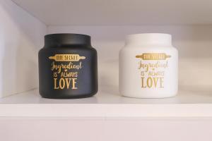 Matisse No15 - One Bedroom Apartment With Balcony