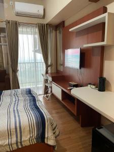 The Avenue Parkland Serpong by Ngeroomin