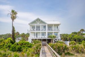 207 E Arctic - Seahorsing Around - Oceanfront - 3 Bedrooms