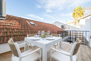 Bright renovated -Terrace -1Bedroom 1Bath