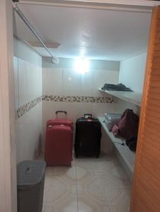 2 Bedroom upstairs large flat in Portmore Pines