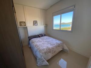 cód 20 - Apartamento frente mar com vista