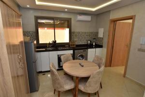 Agadir Vibes 3 appartements & 1 studio modernes au cœur de la ville