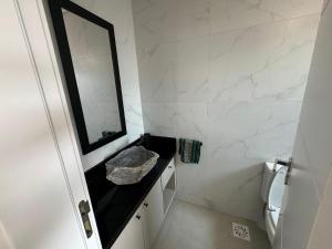 cód 31 - Apartamento 3 dormitórios frente mar