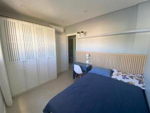 cód 32 - Apartamento á 100 m do mar com vista