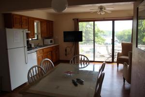 Rock Harbor Resort and Motel