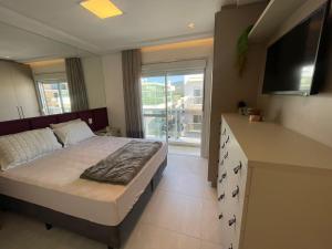 cód 43 - Esplêndida Cobertura á 280m da Praia de Palmas