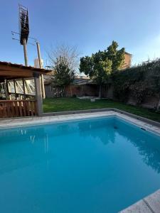 Preciosa casa familiar - Piscina UBICACION GENIAL