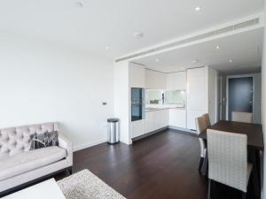 2BHK Panaromic City View Central London WR2103