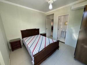 Cód 60 - Apartamento á 250 m do mar