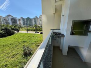 Cód 60 - Apartamento á 250 m do mar