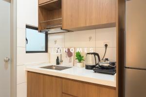 C180 Trader Park 2Bedroom Free Parking #16