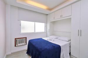 Studio com garagem gratuita em Copacabana perto da praia C059