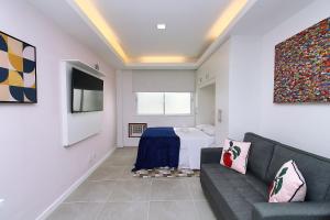 Studio com garagem gratuita em Copacabana perto da praia C059