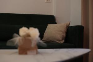 Matisse No7 - One Bedroom Apartment With Balcony