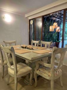 Casa Amsterdam with Jacuzzi in Poblado Medellín