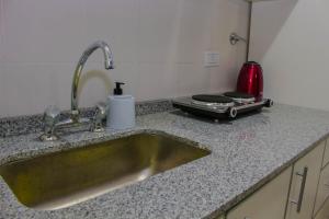 House 4 minutes from the airport