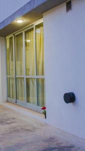 House 4 minutes from the airport