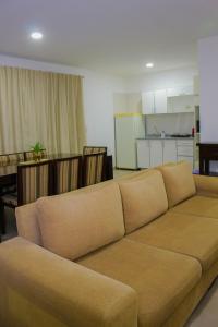 House 4 minutes from the airport