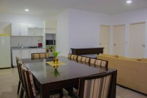 House 4 minutes from the airport