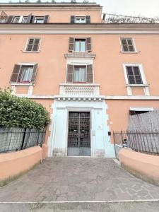 La Chiostrina al Vaticano