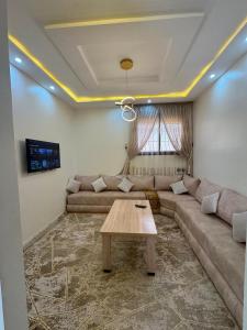 Spacious 2-Bedroom Apartment Near City Center