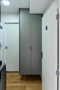 18NV Studio Liberdade SP 300 m Estação Japão Liberdade, acomoda ate 04 pessoas