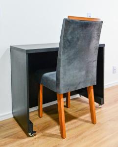 18NV Studio Liberdade SP 300 m Estação Japão Liberdade, acomoda ate 04 pessoas