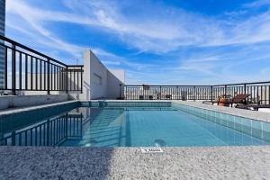 18NV Studio Liberdade SP 300 m Estação Japão Liberdade, acomoda ate 04 pessoas