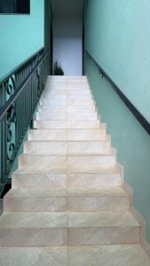 Apartamento completo com 2 quartos no centro de sinop