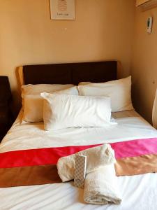 619 Tower 3 Avida Atria Iloilo Pool View Comfy Cozy Central Studio Unit