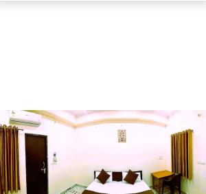 Hotel Shree Rameshwaram Guest House Near byTemple