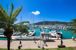 Marina Living with views and more