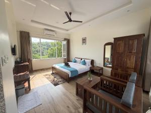 3BR Abode with Plunge Pool and Monsoon place view