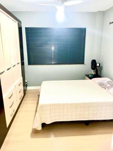 Apartamento no centro de Jaragua com dois quartos