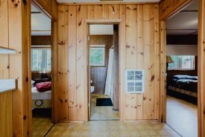 2-Bedroom Cottage #2 - Sand Bay