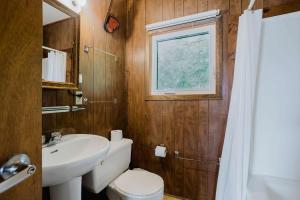 2-Bedroom Cottage #2 - Sand Bay