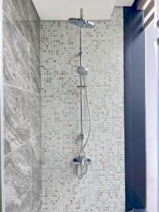 Lakeview 3Bedroom FarmhouseStyle Special Promo