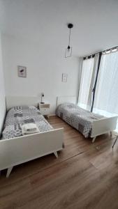 Cubil Azul. Casa conteiner 2 dormitorios