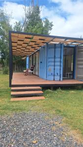 Cubil Azul. Casa conteiner 2 dormitorios