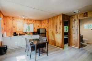 2-Bedroom Cottage #6 - Sand Bay