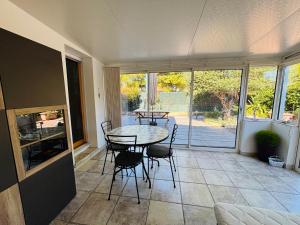 Appartement T2 avec Jardin et Parking Proche Plage - FR-1-309-543