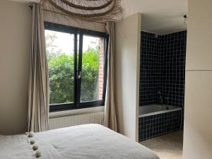 Downtown - 2 bedroom apartment with private garden