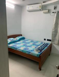 Eldams Teynampet road