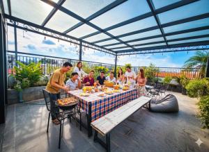 Lunaria Two Bedroom Apartment - The Epicenter of Luxury and Convenience