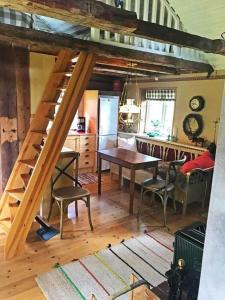 VGO674-Kalv-Yttre-Backa-4