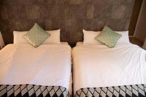 Pinoz Teradacho103 7min Teradacho Sta 41min Airport Near OWIS MAX4ppl