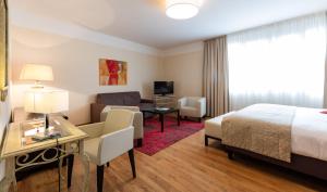 Hotels Hotel Rotonde : Grande Chambre Double Deluxe