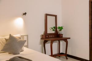Fransina House - Hiriketiya, Haven Garden Properties